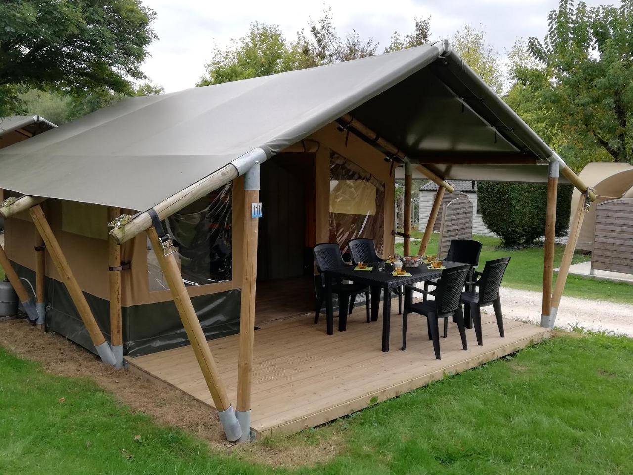 Camping 3 Etoiles - Piscine Chauffee - Vue Montagne Saint-Girons (Ariege) Exterior foto