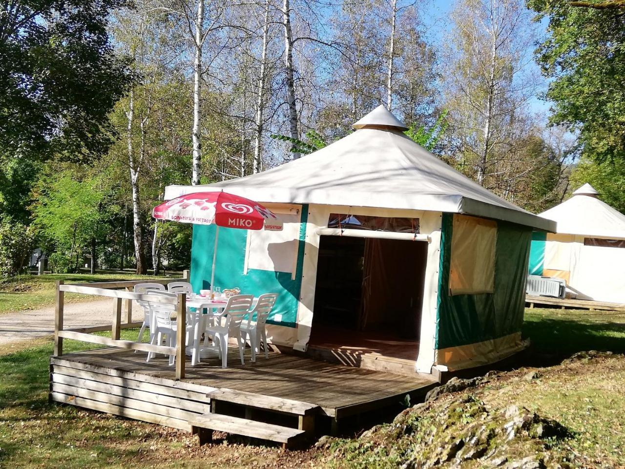 Camping 3 Etoiles - Piscine Chauffee - Vue Montagne Saint-Girons (Ariege) Exterior foto