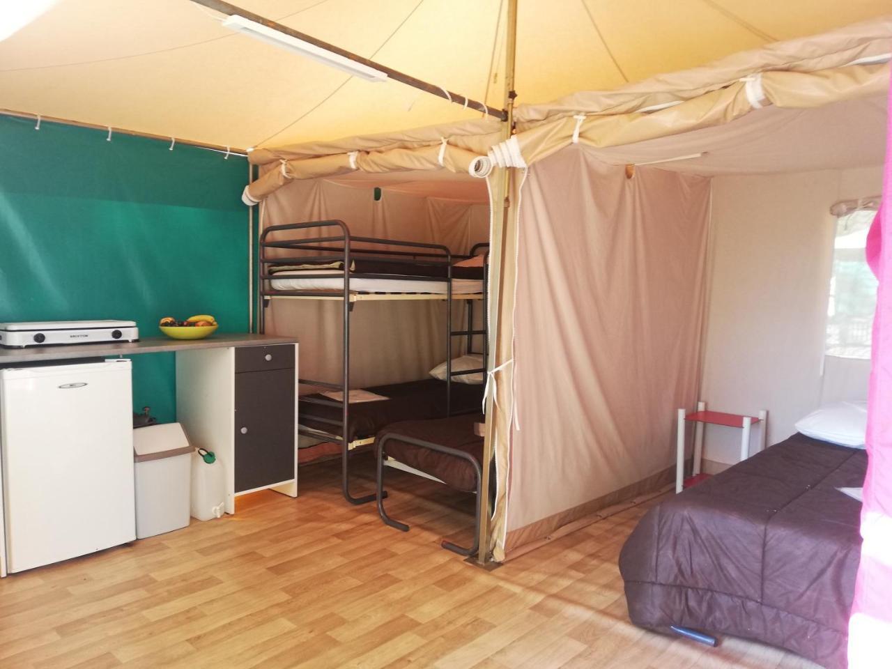 Camping 3 Etoiles - Piscine Chauffee - Vue Montagne Saint-Girons (Ariege) Exterior foto