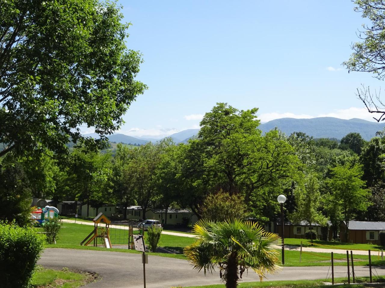 Camping 3 Etoiles - Piscine Chauffee - Vue Montagne Saint-Girons (Ariege) Exterior foto